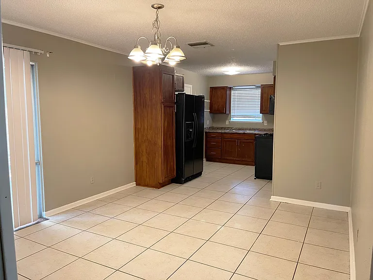 10823 Beverly Hills Dr — Photo 5