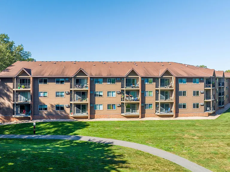 Park Pointe — Photo 18