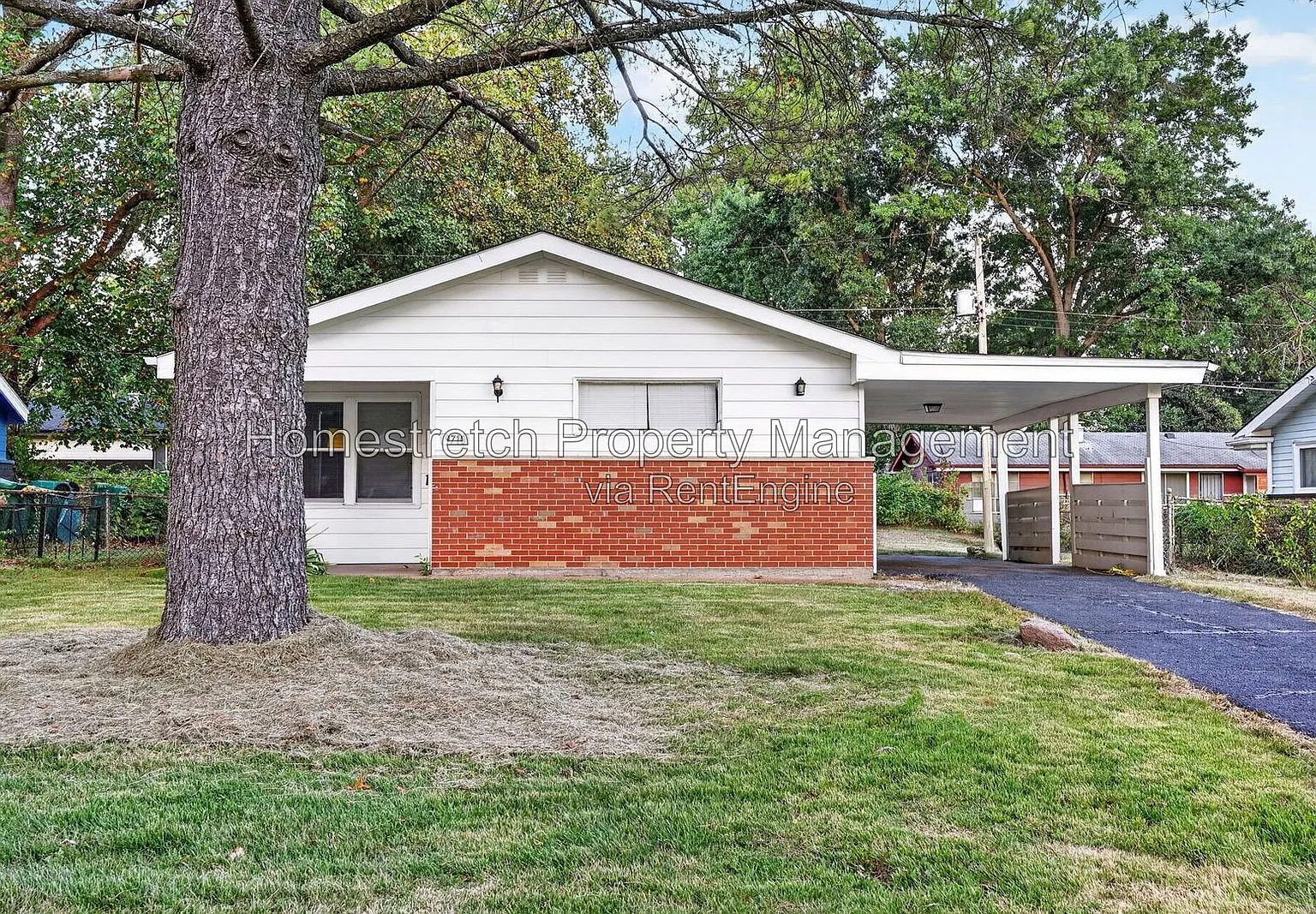 3 bed, 1.0 bath, 1150 sqft, $1,350 — Photo 1