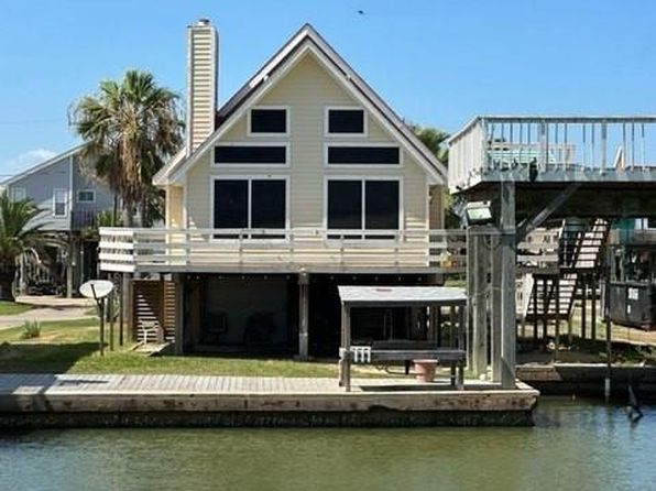 231 Schooner Dr