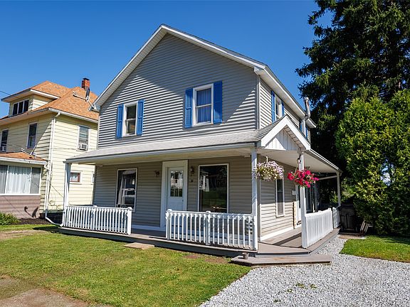 2nd image of 31 Grove St