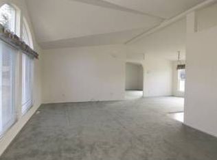 1131 Rimrock Dr, Napa, CA 94558