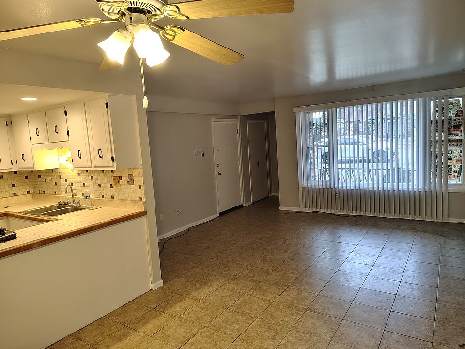 1st image of 1812 Memorial Dr APT 1