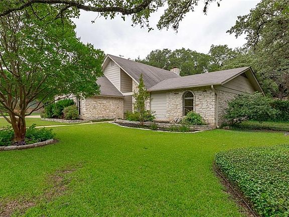 2nd image of 10020 Hidden Meadow Dr