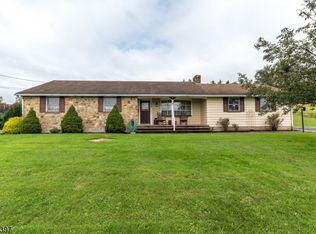 186 Riegelsville Rd, Milford, NJ 08848