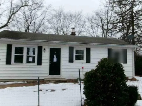 8 Spruce Blvd, Browns Mills, NJ 08015