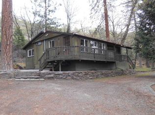 26130 Edgewood Rd, Weed, CA 96094