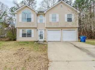 445 Skif Pond Ct, Atlanta, GA 30349