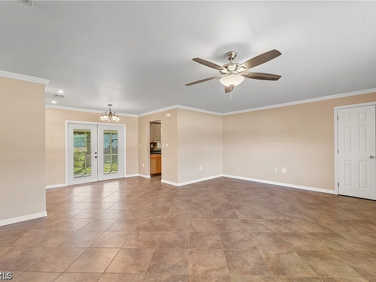 1290 Barrett Rd — Photo 2