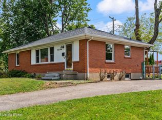 12104 Saint Clair Dr, Middletown, KY 40243