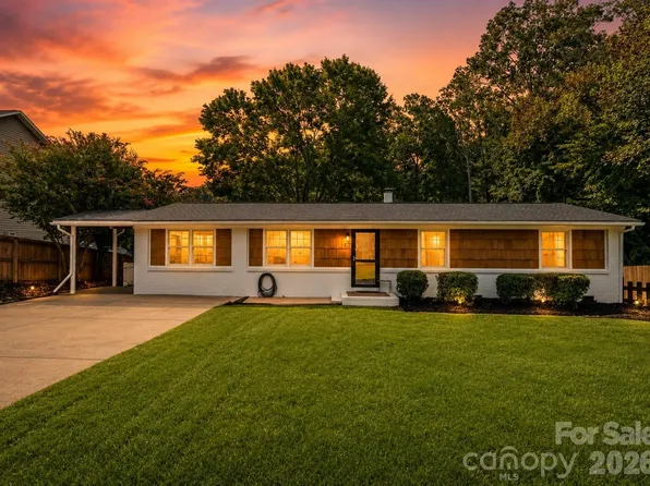 513 Paradise Cir, Belmont, NC 28012