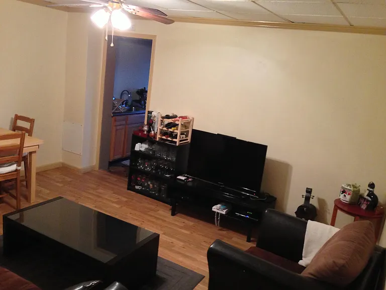 4243 Gladstone St — Photo 2