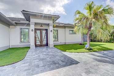 Home For Sale In Riviera Shores