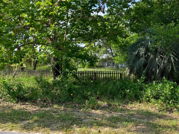 102 Walton Palm Rd, Inlet Beach, FL 32461