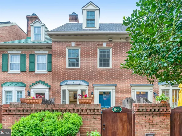 644 S Columbus St, Alexandria, VA 22314