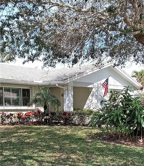 1843 SE Granada Ln — Photo 31