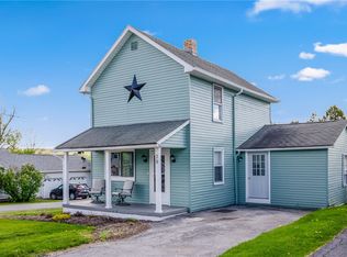 28 3rd St, Cairnbrook, PA 15924