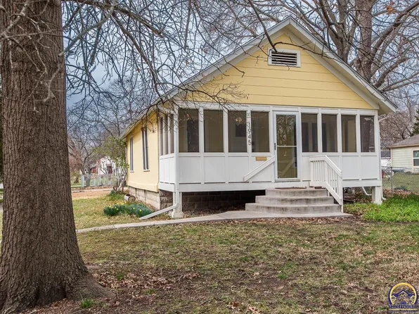 1945 Kentucky St, Lawrence, KS 66046
