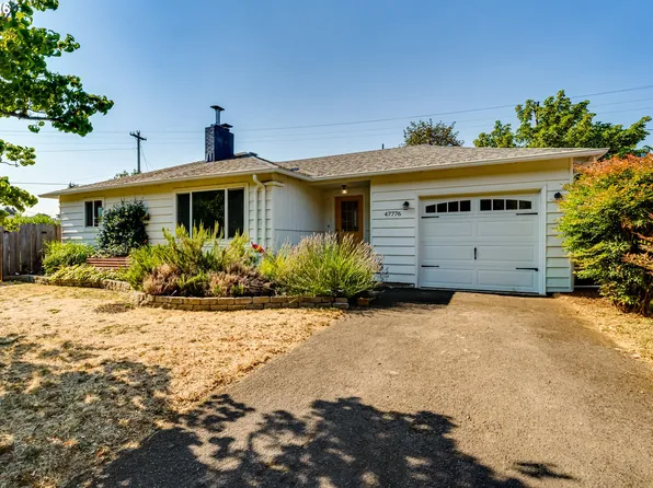 47776 W 2nd St, Oakridge, OR 97463
