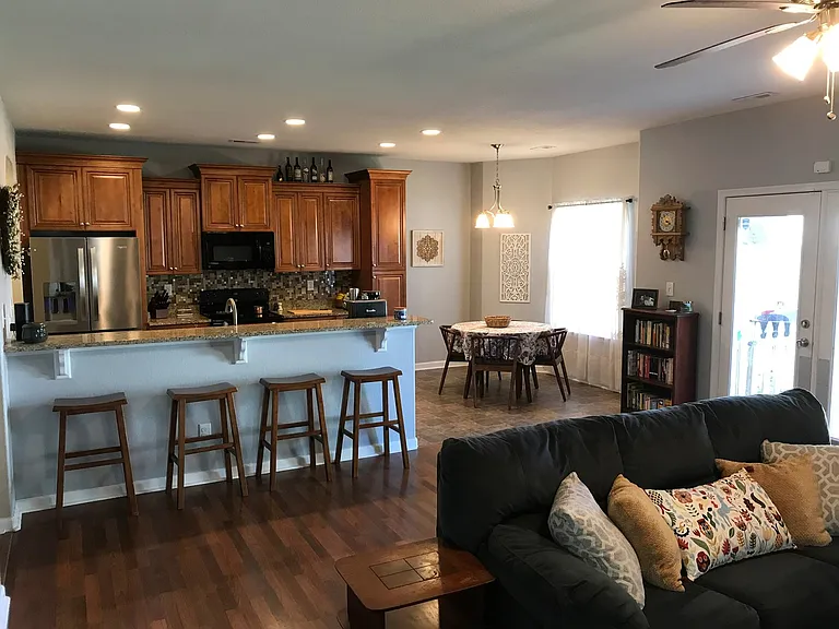 2138 Lockard Ave — Photo 8