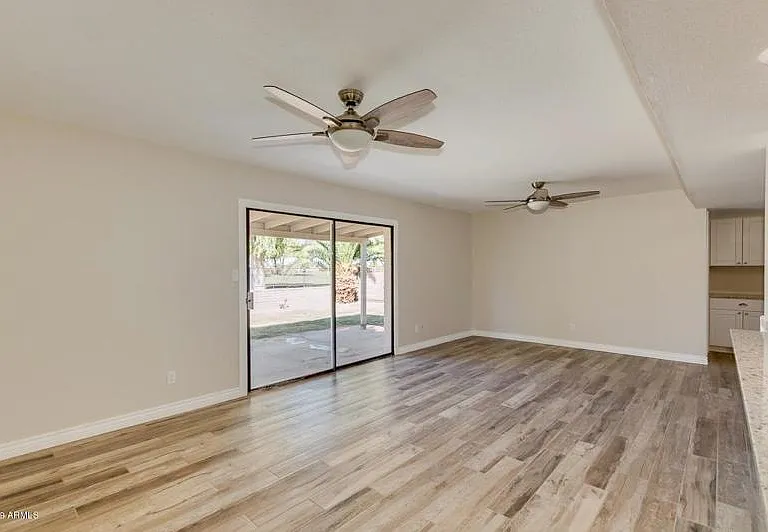 7142 S La Rosa Dr — Photo 9