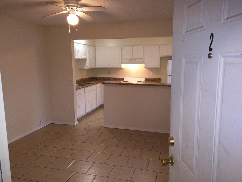 1st image of 1505 James Patrick Ln #2