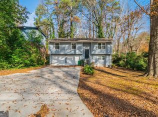 3930 Wedgefield Cir, Decatur, GA 30035