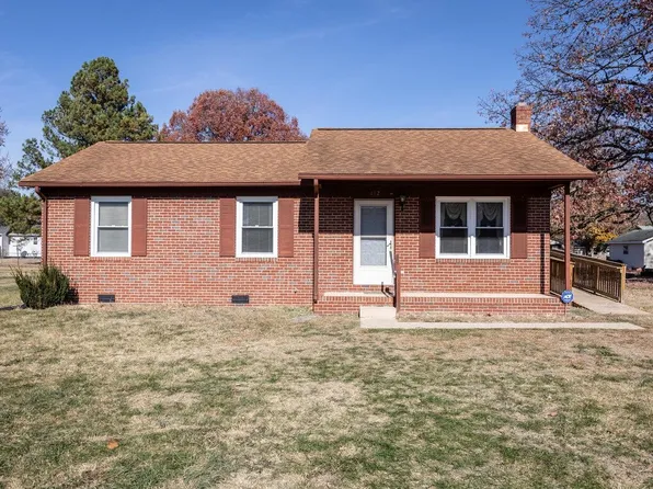402 17th St, Grottoes, VA 24441