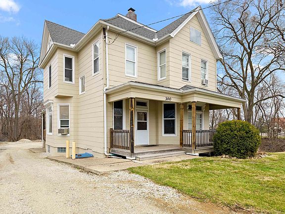 3rd image of 300 Colona Ave