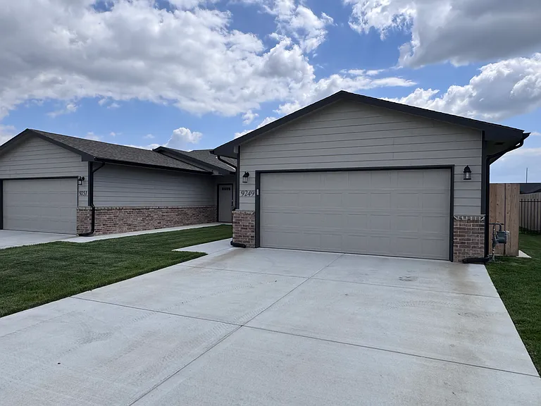 9243 E Fox Pointe Ct — Photo 8