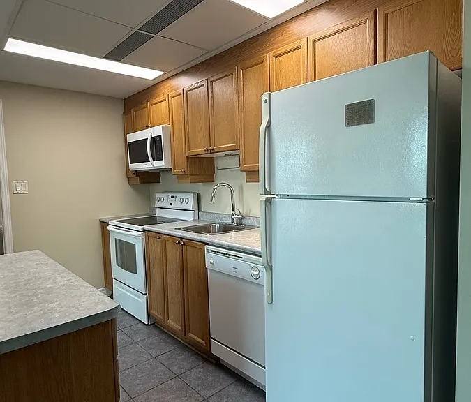134 York St #805 — Photo 7