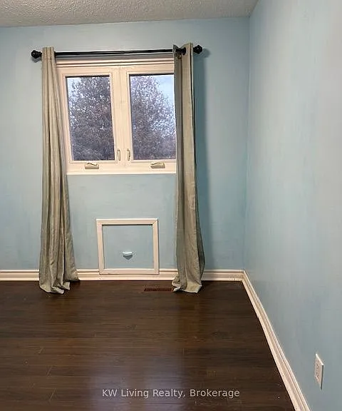 77 Phalen Cres — Photo 8