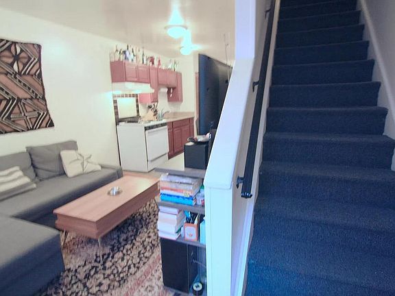 4th image of 1631 Fairmount Ave APT 3