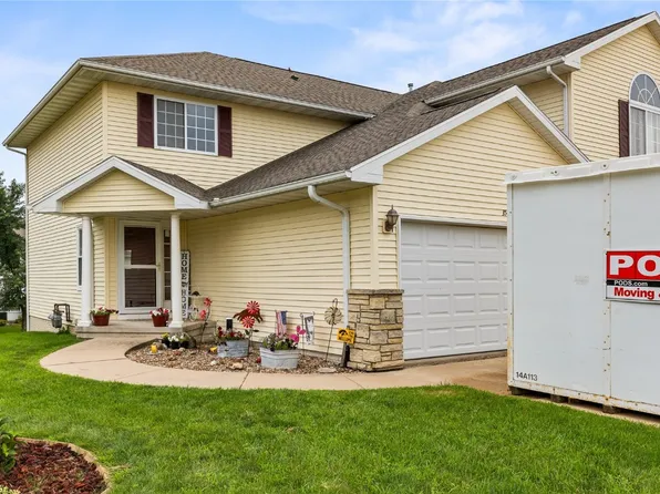 3548 Stoneview Cir SW, Cedar Rapids, IA 52404