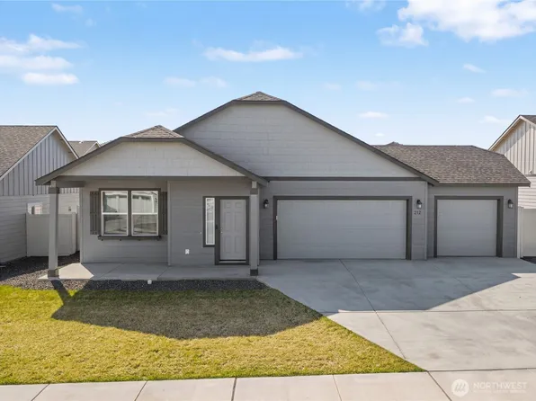 212 Royal Palm Drive, Moses Lake, WA 98837