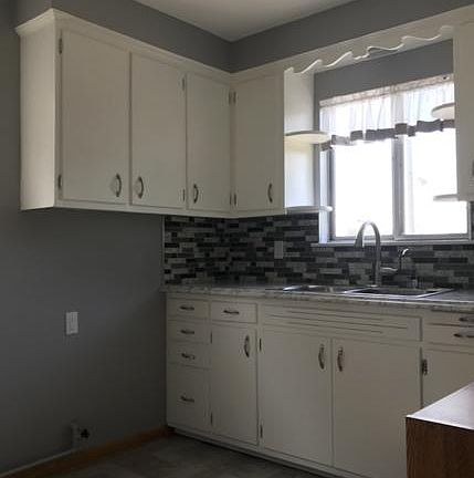 3rd image of 14152 Berwyn Ave #A