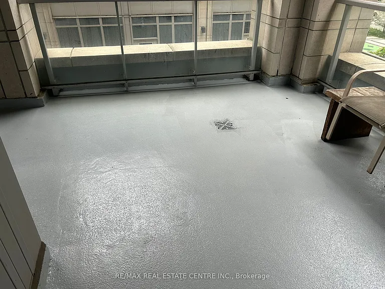761 Bay St #204 — Photo 30