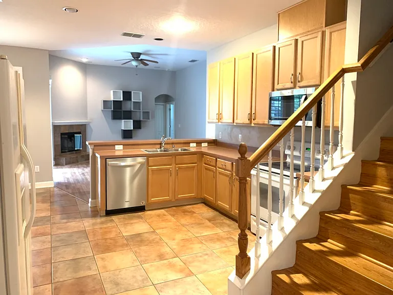 251 Via Siena Ln — Photo 10