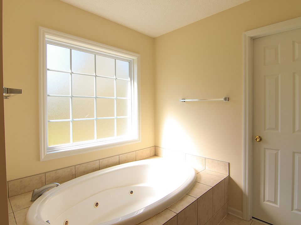 2nd image of 321 Osprey Point Dr