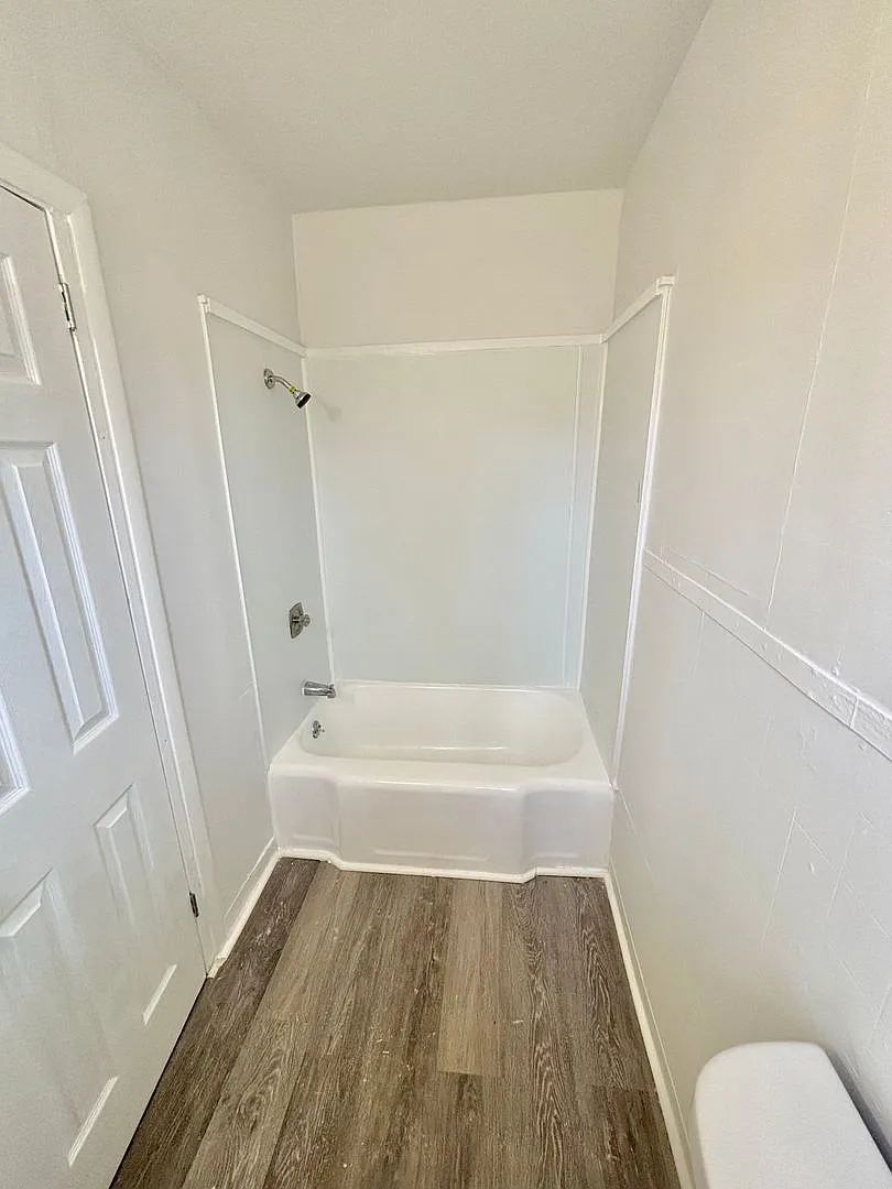 133 Augustine St — Photo 3