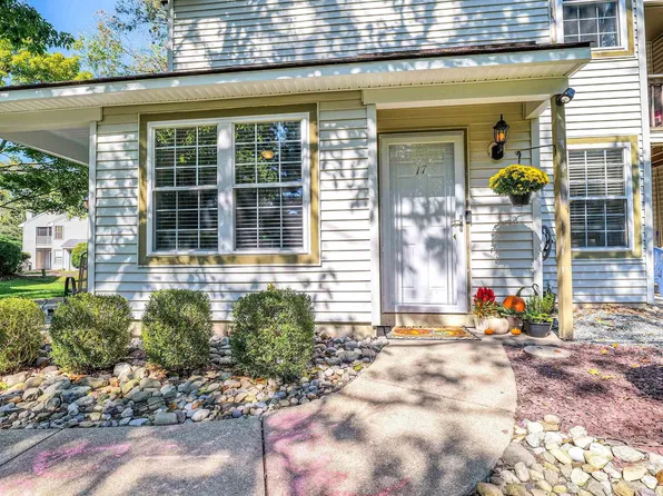 77 Waterview Dr #77, Absecon, NJ 08205