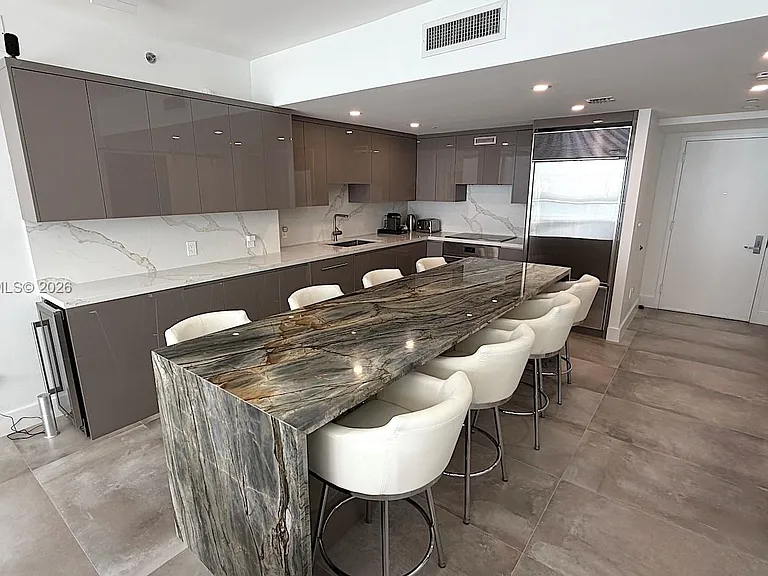 465 Brickell Ave #5603 — Photo 4