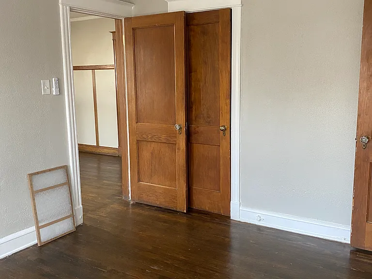 3634 Forest Ave #3N — Photo 8