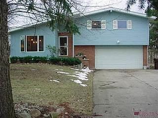 1st image of 62 Westvue Dr