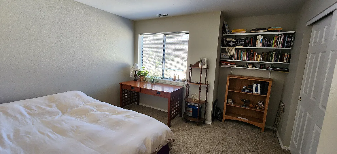 2 bed, 978 sqft, $1,100 — Photo 1