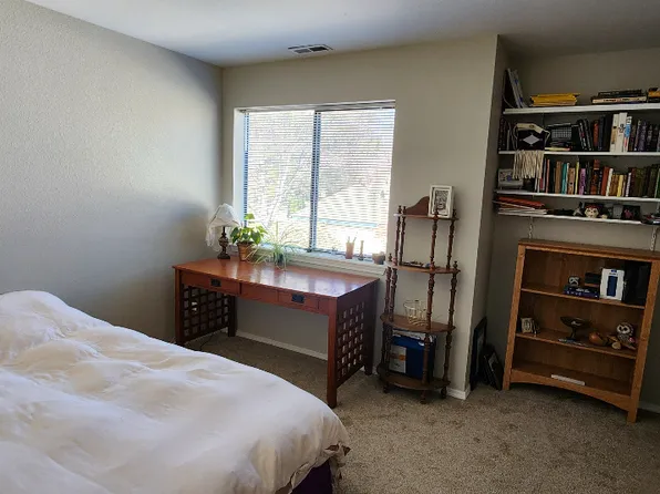 984 E Riverpark Ln, Boise, ID 83706