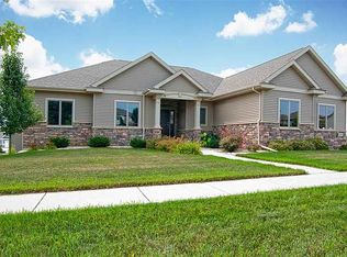 2026 Foggy Mountain Pass, Waunakee, WI 53597