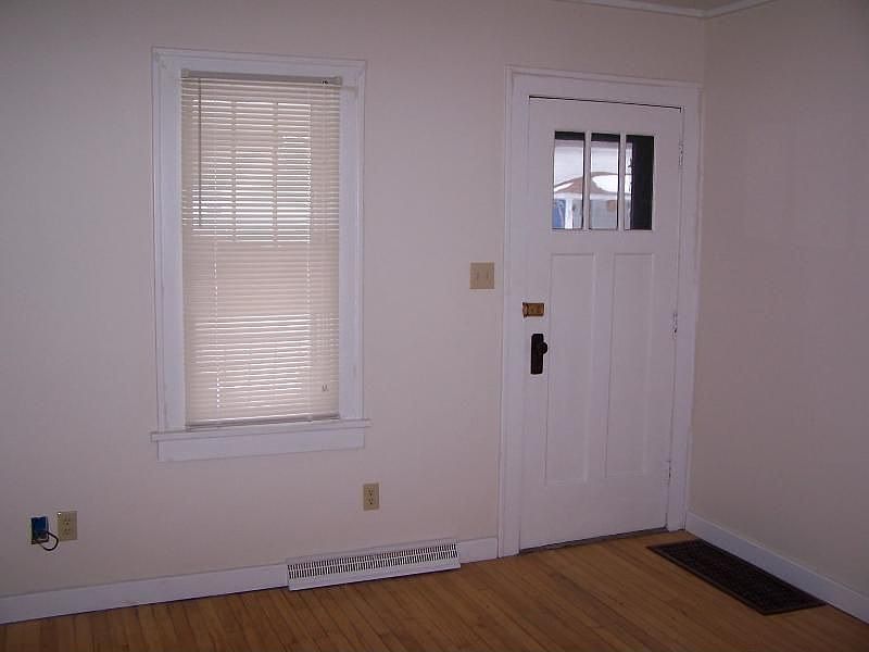 2nd image of 2501 6th St