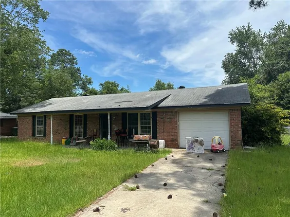 662 Mahoney Rd, Hinesville, GA 31313