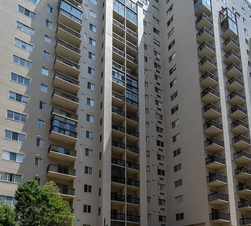 1st image of 1211 S Eads St APT 1709